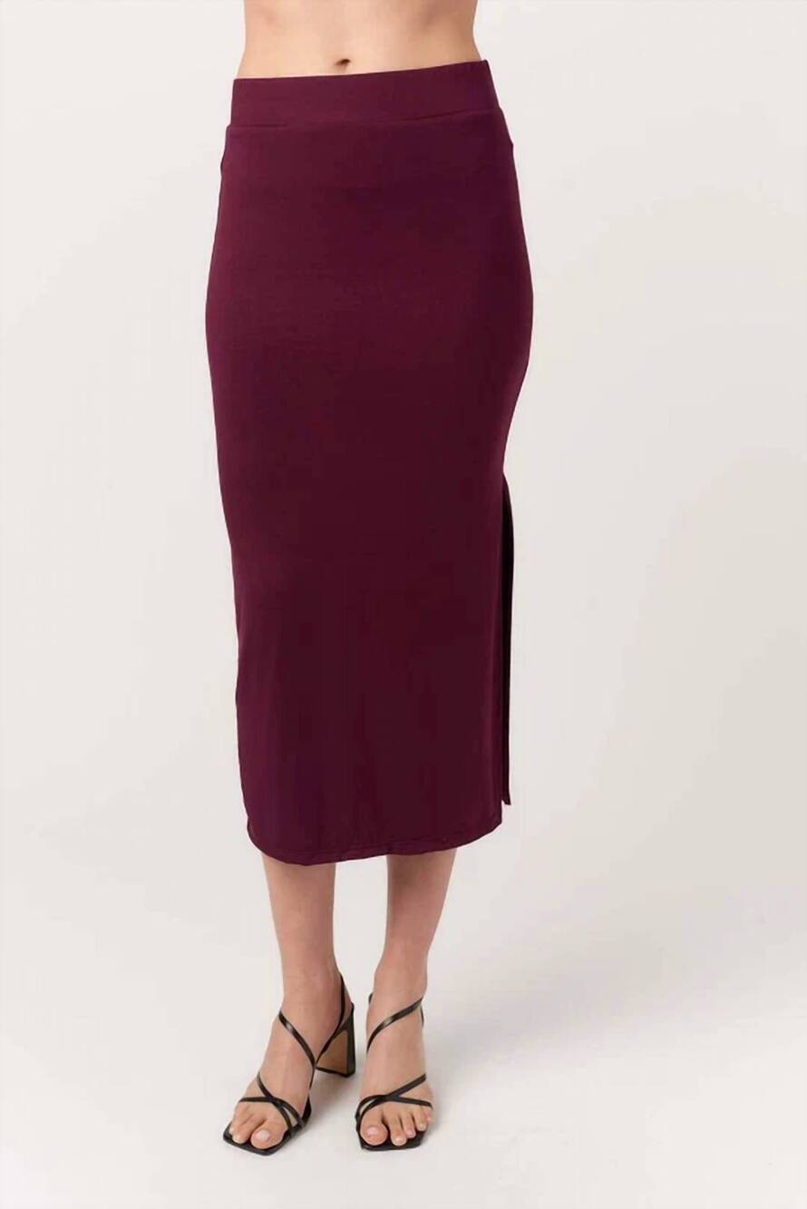NEW PROJECT SOCIAL T women's walk away skirt in elderberry